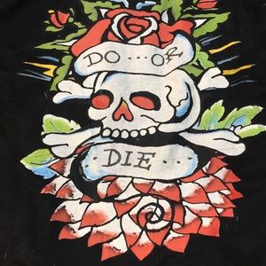 Women’s XL Ed Hardy Long Sleeve Button Up